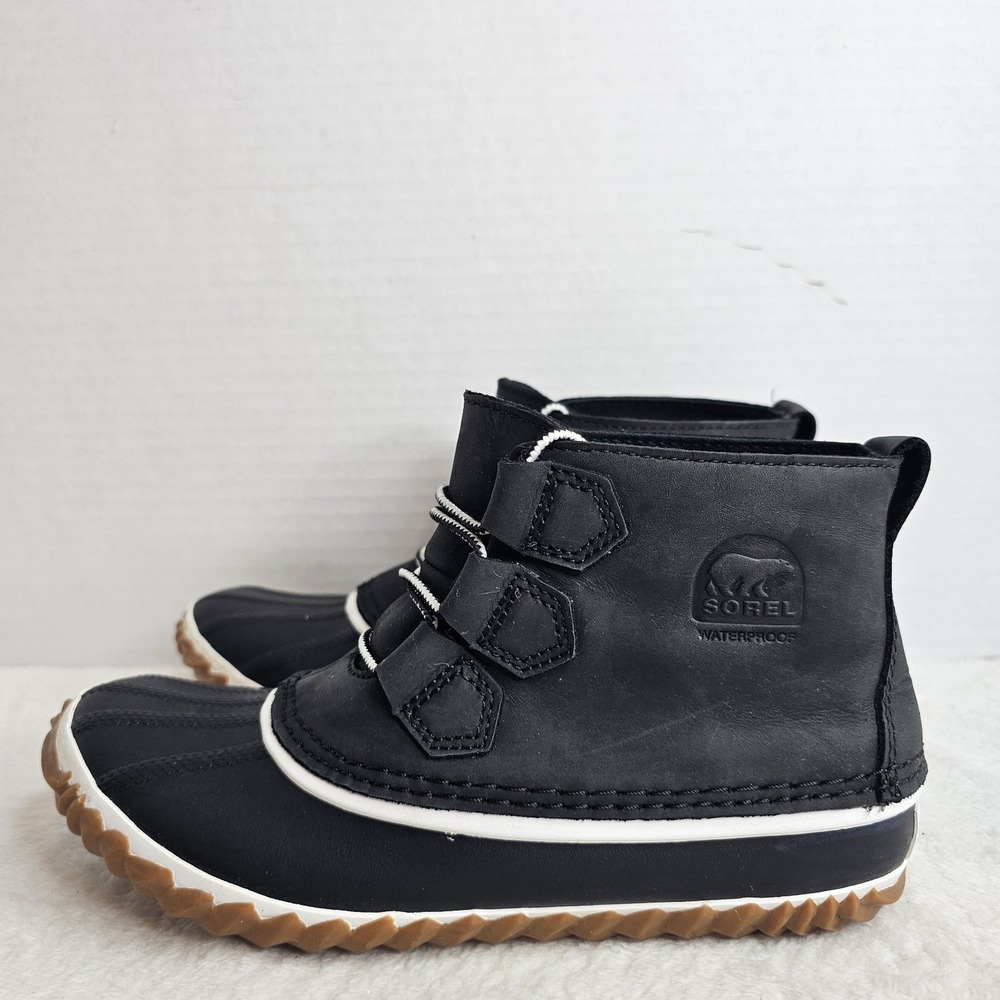 Sorel Out N About Boots Women's Size 7.5 Black White Nubuck Waterproof Duck Rain